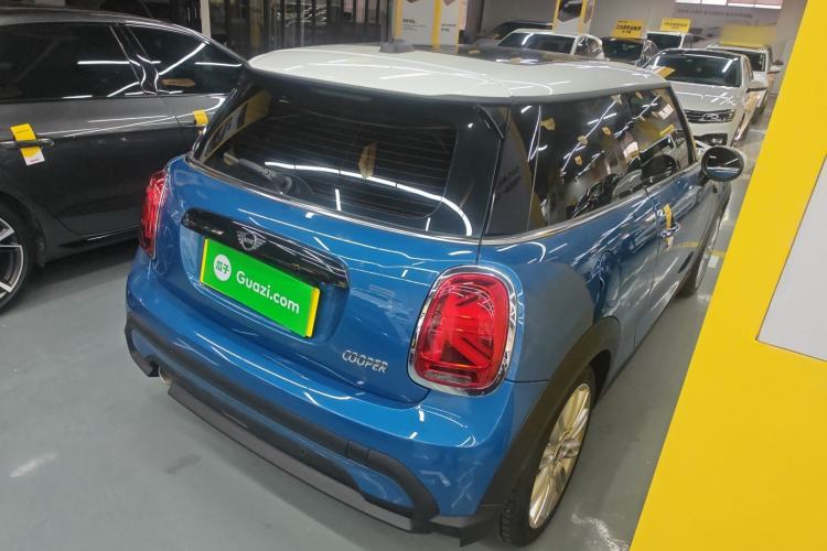 Used MINI 2022 1.5T COOPER Classic Edition Rear Right 45 Deg