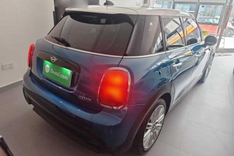 Used MINI 2022 Updated 1.5T COOPER Classic Edition Five-Door Version Rear Right 45 Deg
