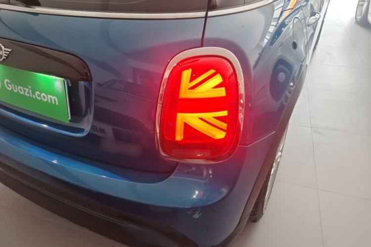 Used MINI 2022 Updated 1.5T COOPER Classic Edition Five-Door Version Right Rear Taillight