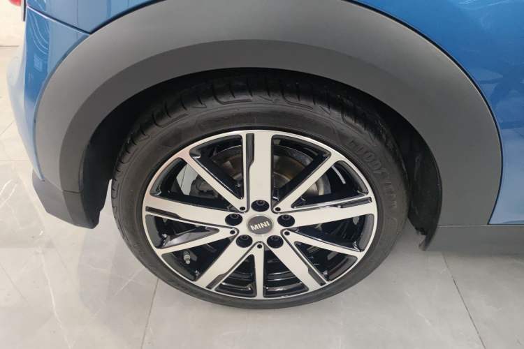 Used MINI 2022 1.5T COOPER Artist Right Rear Wheel Hub