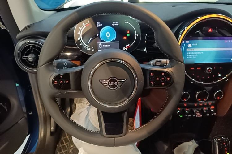Used MINI 2022 1.5T COOPER Artist Steering Wheel