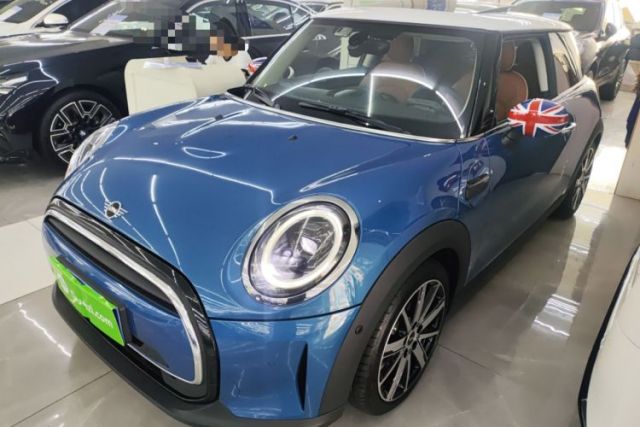 Used MINI 2022 1.5T COOPER Artist