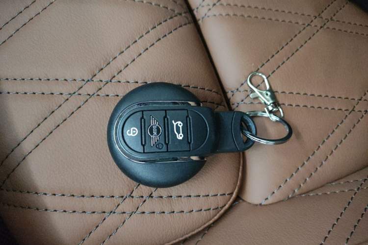 Used MINI 2022 1.5T COOPER Artist Vehicle Key