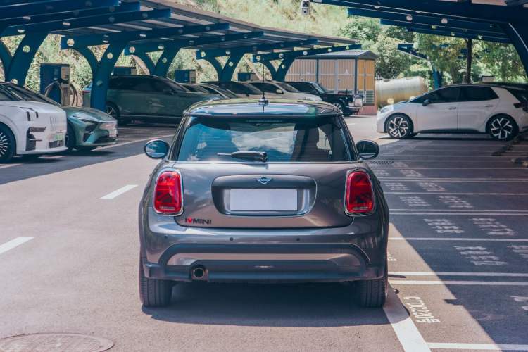 Used MINI 2022 1.5T ONE Exterior 4