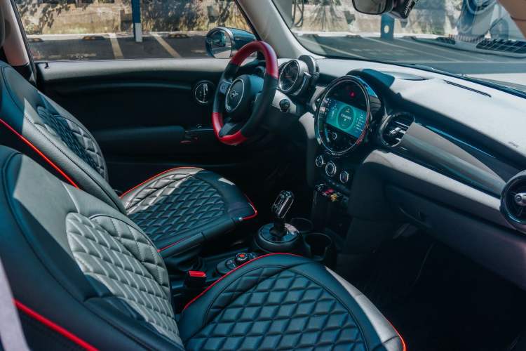 Used MINI 2022 1.5T ONE Interior 10