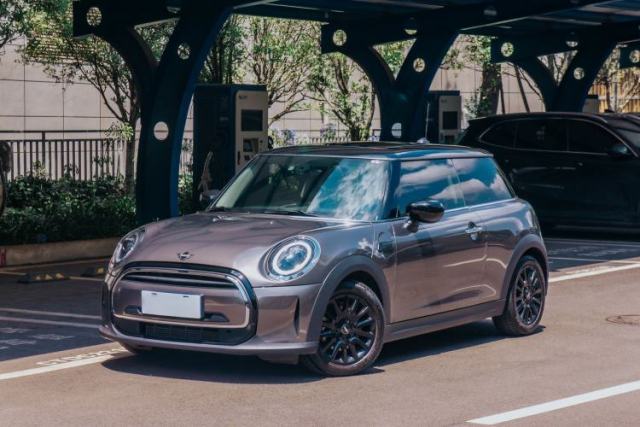 Used MINI 2022 1.5T ONE