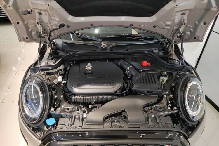 Used MINI 2022 2.0T COOPER S Classic Edition Five-Door Version Engine Bay