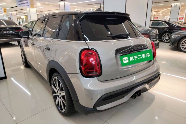 Used MINI 2022 2.0T COOPER S Classic Edition Five-Door Version Exterior 3