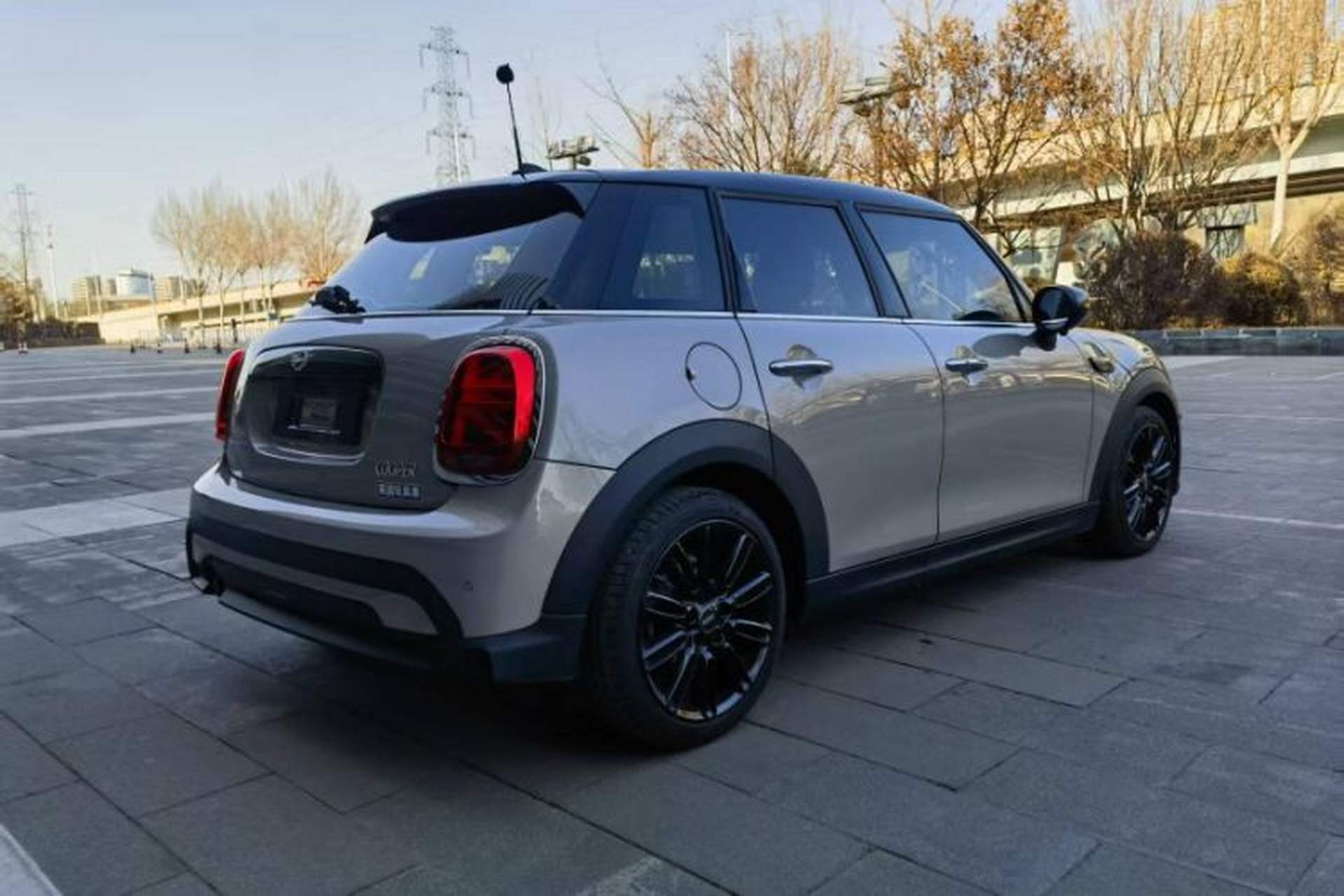 Used MINI 2022 1.5T COOPER Artist Five-Door Edition Exterior 3