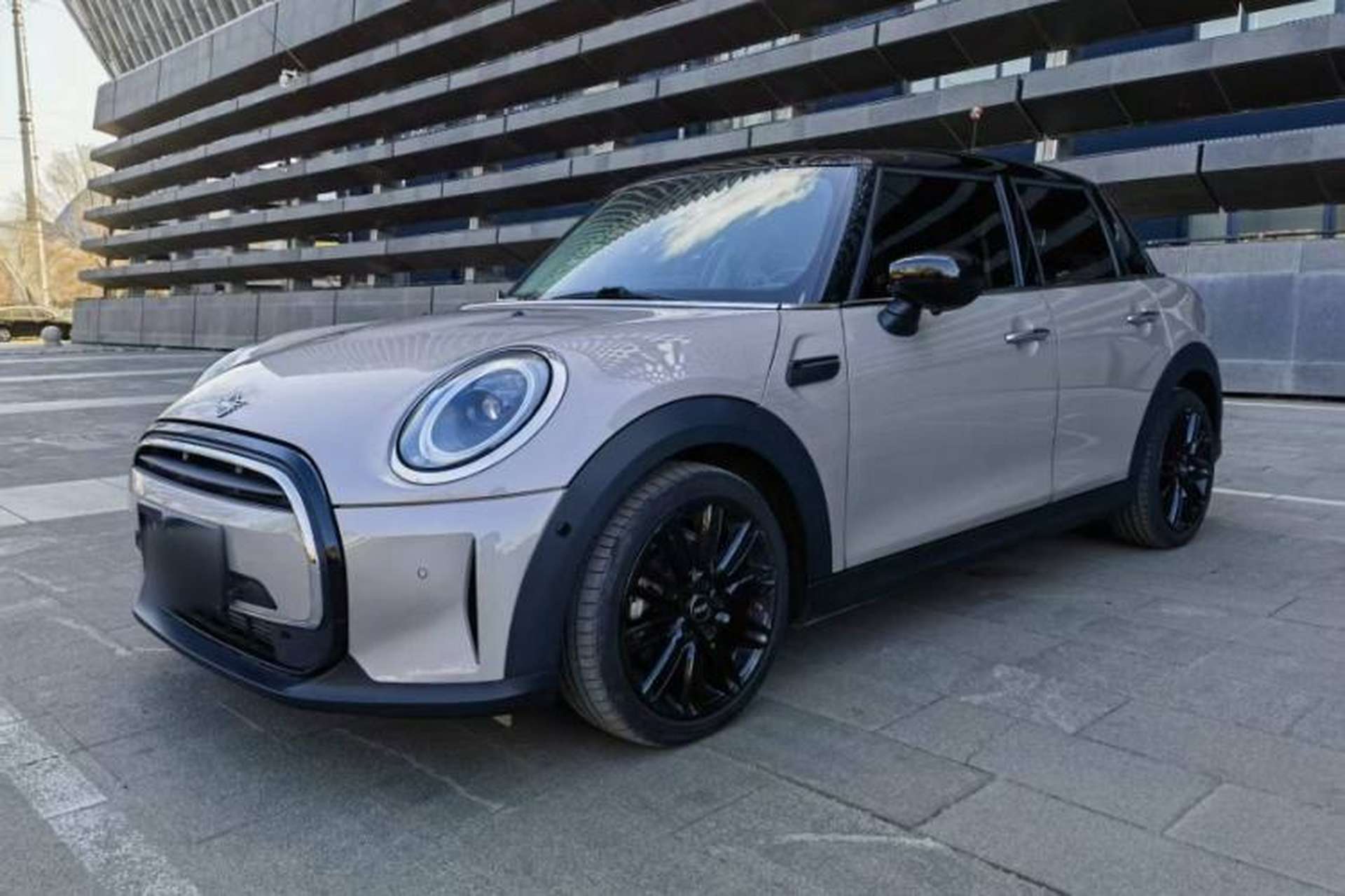 Used MINI 2022 1.5T COOPER Artist Five-Door Edition Front Left 45 Deg