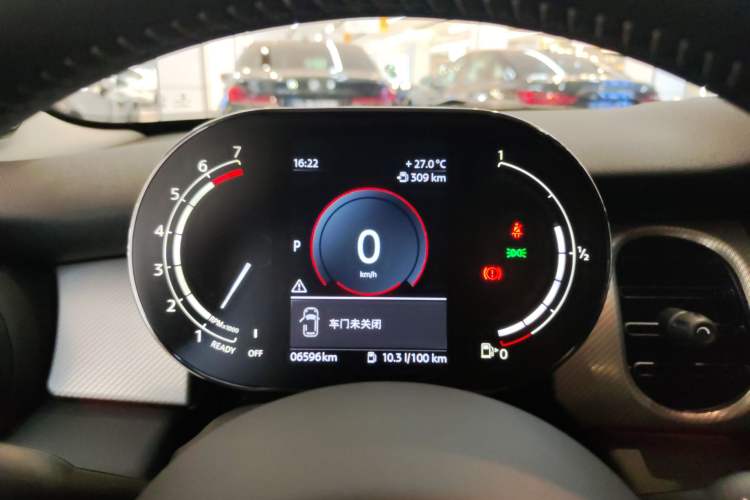 Used MINI 2022 2.0T COOPER S Classic Edition Five-Door Version Instrument Cluster