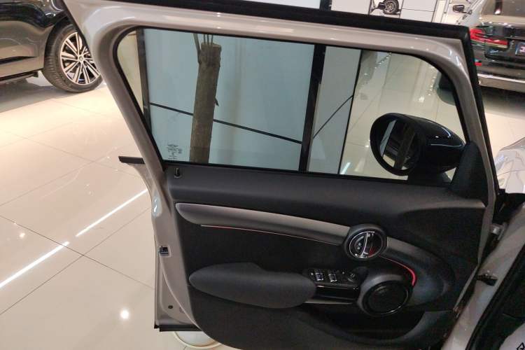 Used MINI 2022 2.0T COOPER S Classic Edition Five-Door Version Interior 7