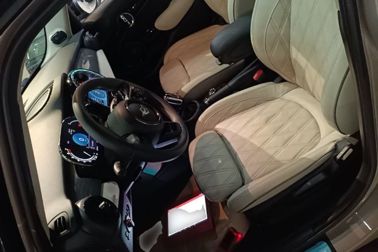 Used MINI 2022 2.0T COOPER S Artist Five-Door Edition Left Front Seat