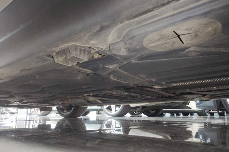 Used MINI 2022 2.0T COOPER S Artist Five-Door Edition Left Side Sill