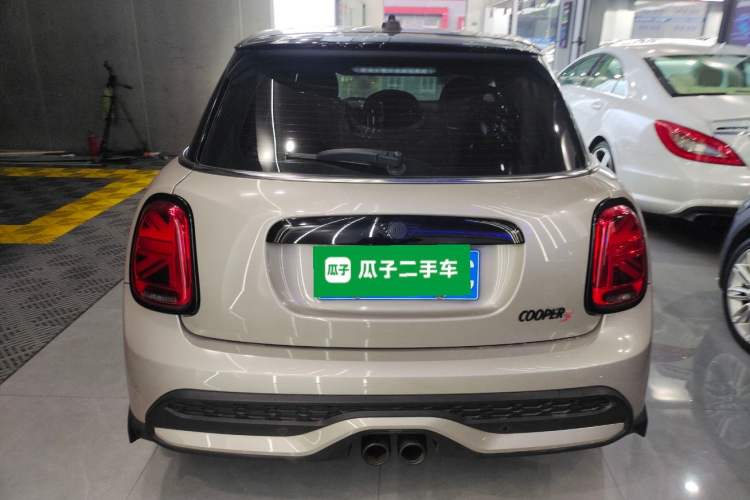 Used MINI 2022 2.0T COOPER S Artist Five-Door Edition Rear