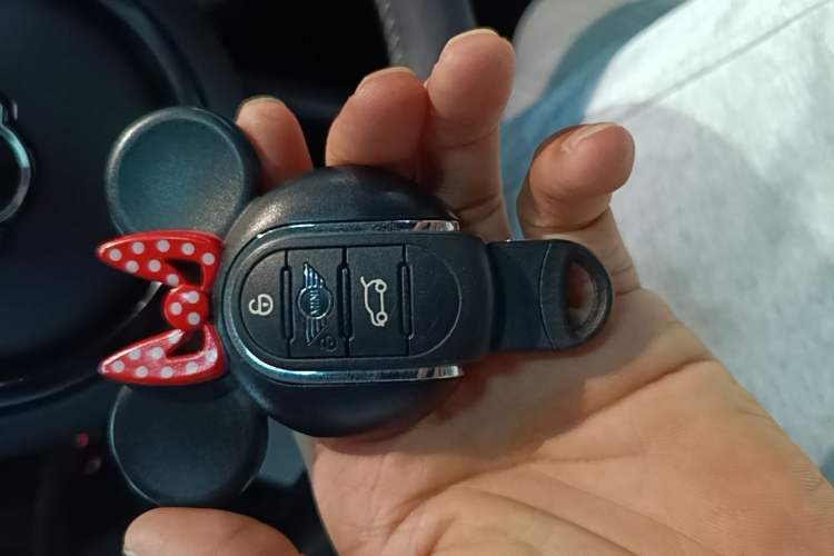 Used MINI 2022 2.0T COOPER S Artist Five-Door Edition Vehicle Key