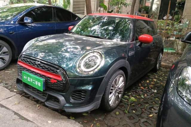 Used MINI 2022 1.5T COOPER Classic Edition