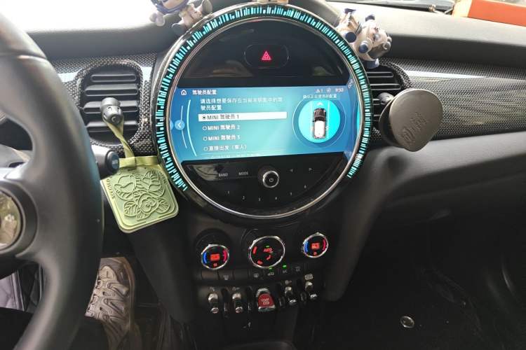 Used MINI 2022 Updated 1.5T COOPER Classic Edition Audio And AC Panel