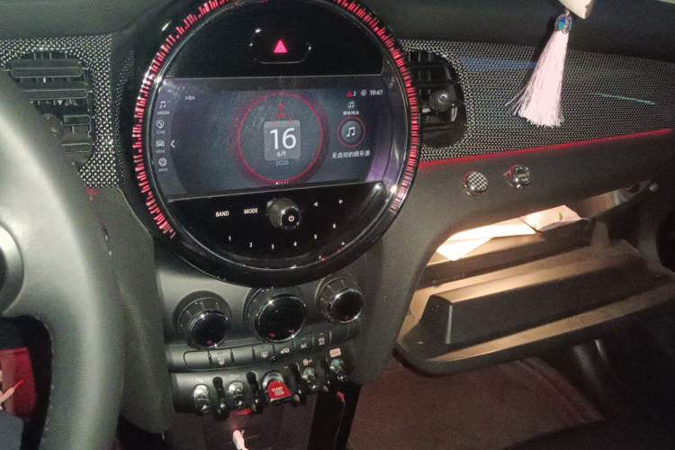 Used MINI 2022 1.5T COOPER Artist Audio And AC Panel