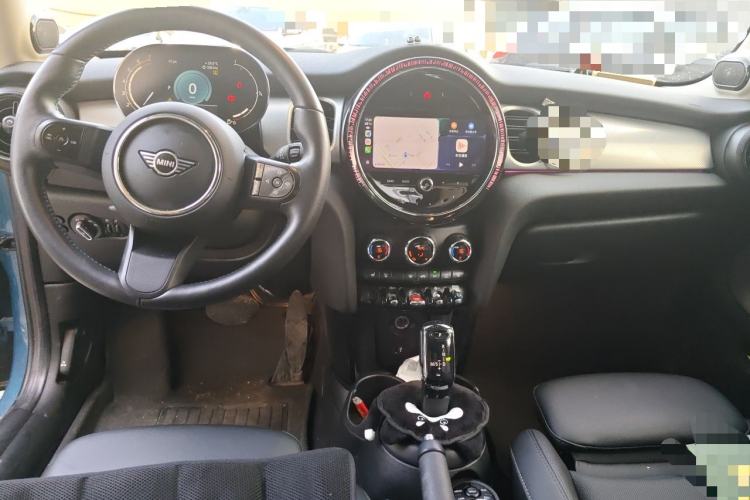 Used MINI 2022 1.5T COOPER Classic Edition Center Console