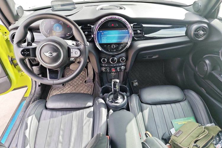 Used MINI 2022 Revised 2.0T COOPER S CABRIO Artist Center Console