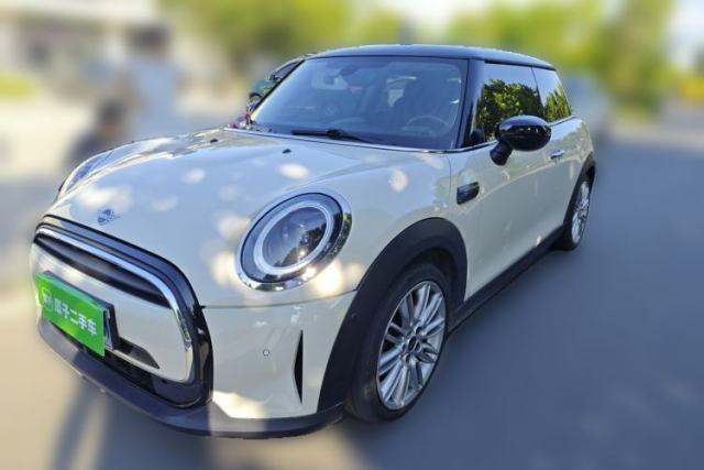 Used MINI 2022 1.5T COOPER Classic Edition