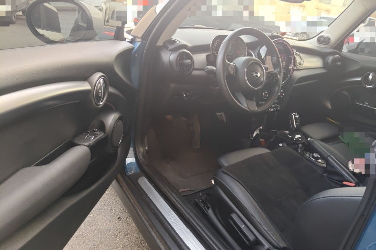 Used MINI 2022 1.5T COOPER Classic Edition Driver Seat