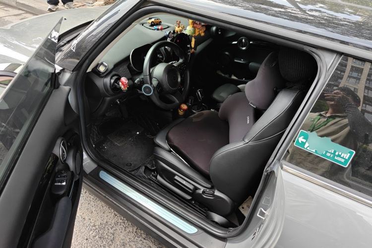 Used MINI 2022 Updated 1.5T COOPER Classic Edition Driver Seat