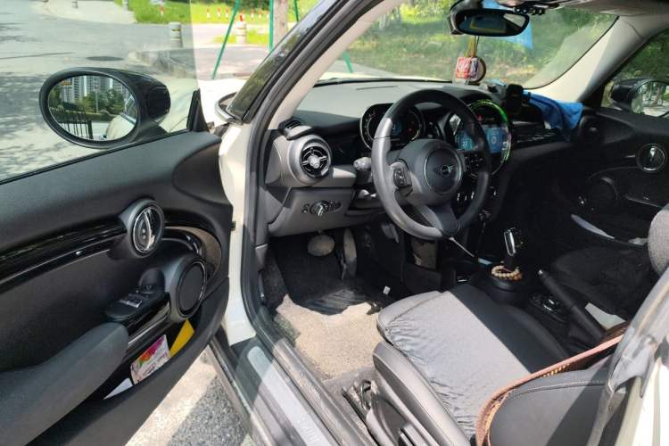 Used MINI 2022 1.5T COOPER Artist Driver Seat