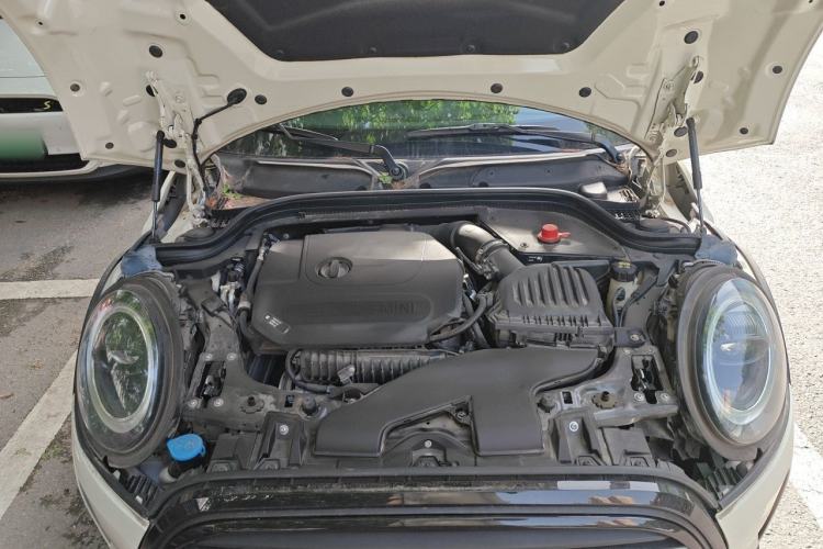 Used MINI 2022 Updated 1.5T COOPER Artist Engine Bay