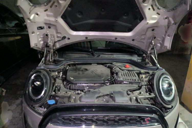 Used MINI 2022 2.0T COOPER S Artist Engine Bay