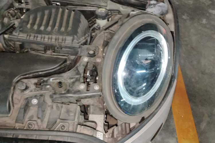 Used MINI 2022 1.5T Camden Limited Edition Five-Door Version Engine Bay Left