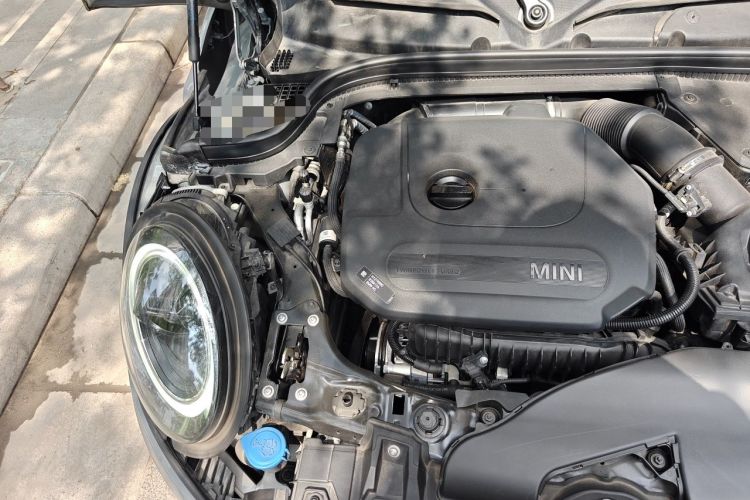 Used MINI 2022 Updated 1.5T COOPER Classic Edition Engine Bay Right