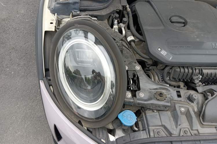 Used MINI 2022 Updated 1.5T ONE Engine Bay Right