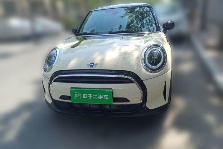 Used MINI 2022 1.5T COOPER Classic Edition Front