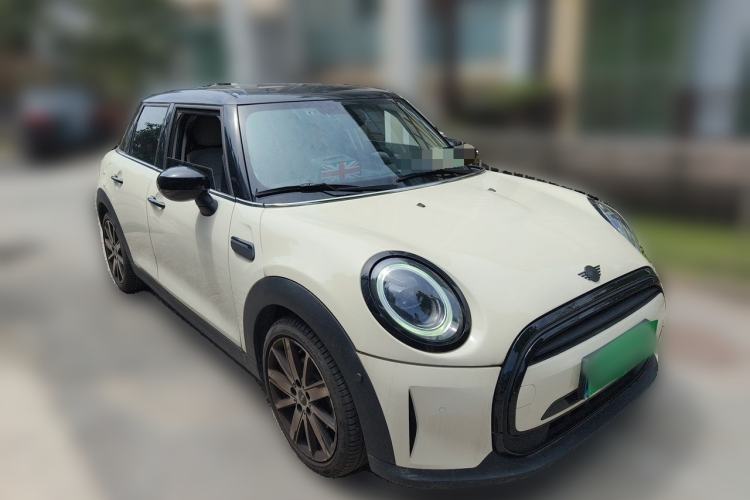 Used MINI 2022 1.5T COOPER Artist Five-Door Edition Front Right 45 Deg