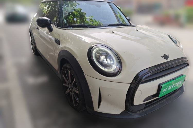 Used MINI 2022 Updated 1.5T COOPER Artist Front Right 45 Deg