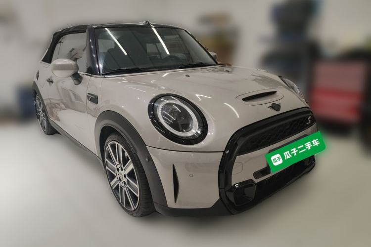 Used MINI 2022 Revised 2.0T COOPER S CABRIO Artist Front Right 45 Deg
