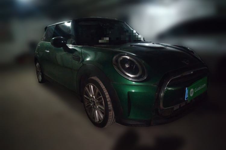 Used MINI 2022 Updated 1.5T COOPER Classic Edition Front Right 45 Deg
