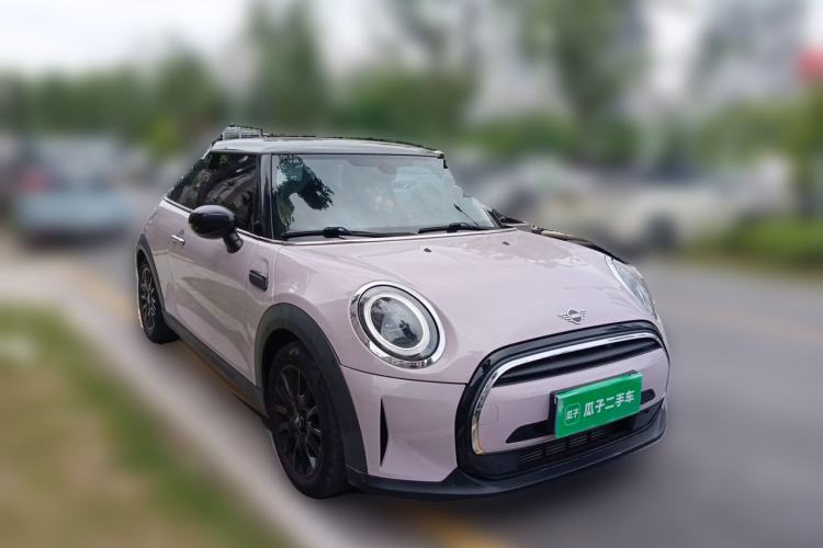 Used MINI 2022 Updated 1.5T ONE Front Right 45 Deg