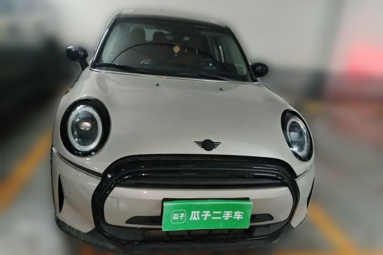 Used MINI 2022 1.5T Camden Limited Edition Five-Door Version Front