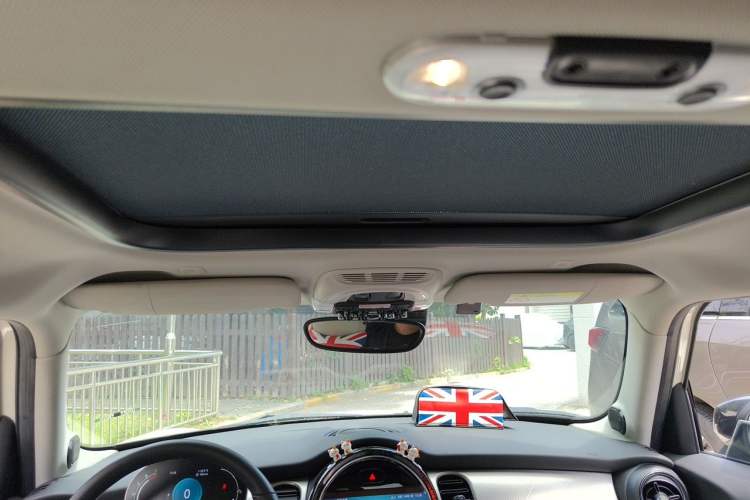 Used MINI 2022 1.5T COOPER Artist Five-Door Edition Headliner