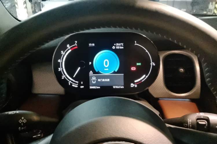 Used MINI 2022 1.5T Camden Limited Edition Five-Door Version Instrument Cluster