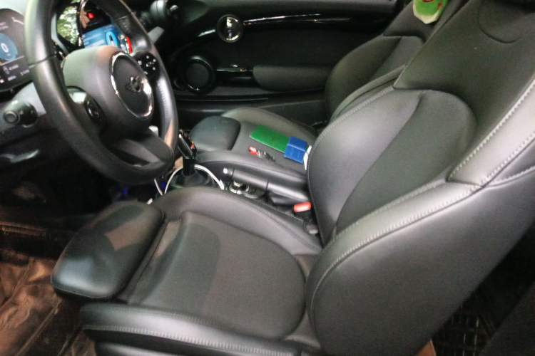 Used MINI 2022 1.5T COOPER Classic Edition Left Front Seat
