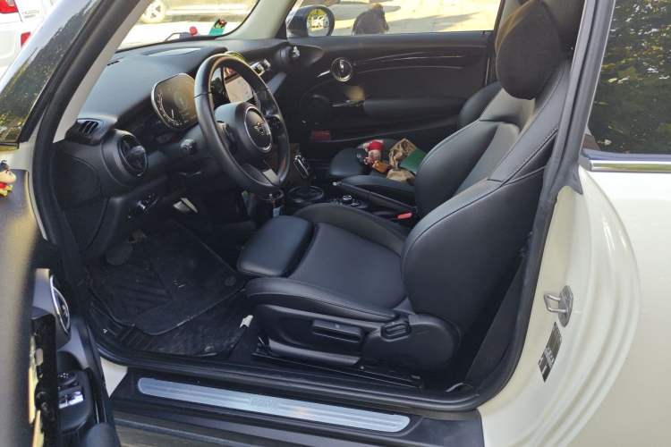 Used MINI 2022 1.5T COOPER Classic Edition Left Front Seat