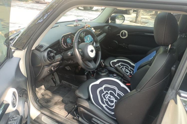 Used MINI 2022 1.5T COOPER Classic Edition Left Front Seat