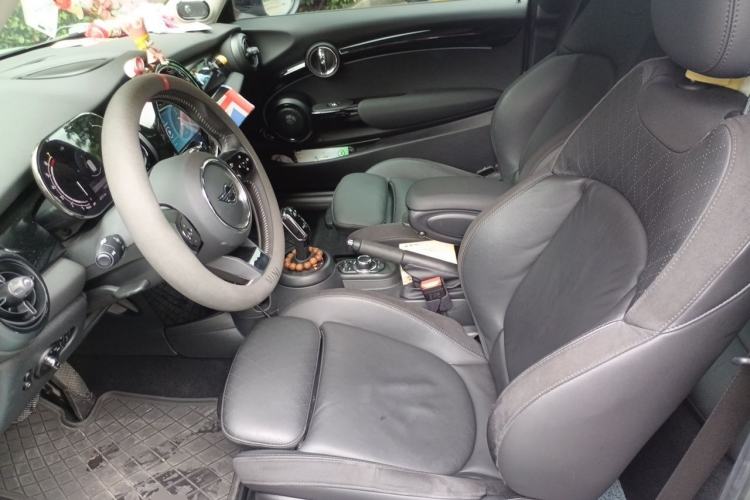 Used MINI 2022 2.0T COOPER S Artist Left Front Seat