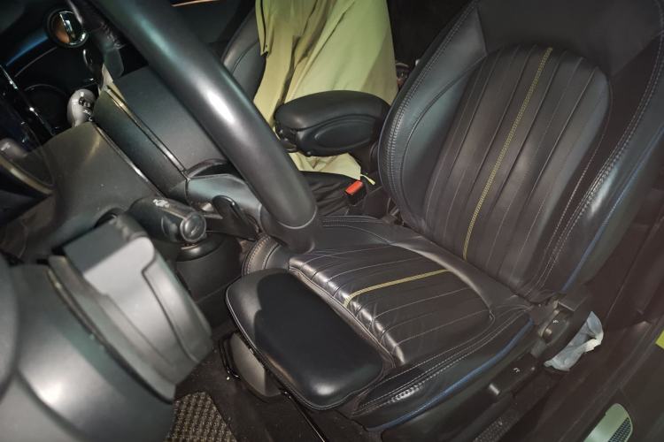 Used MINI 2022 Revised 2.0T COOPER S CABRIO Sidewalk Left Front Seat