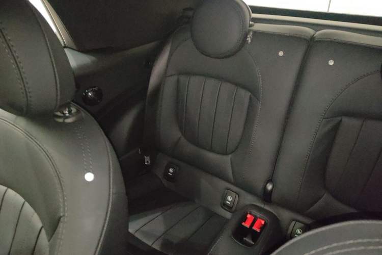 Used MINI 2022 Revised 2.0T COOPER S CABRIO Artist Left Rear Seat