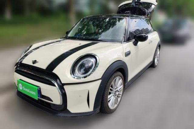 Used MINI 2022 1.5T COOPER Artist